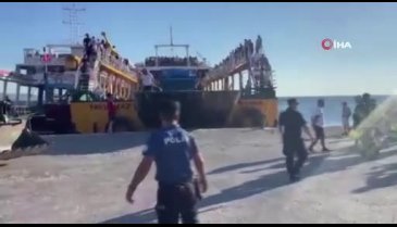 Marmara Denizi'nin ortasında can pazarı! - 2