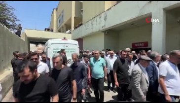 TikTok fenomenine silahlı saldırı! Çocuklarının yanında öldürüldü...