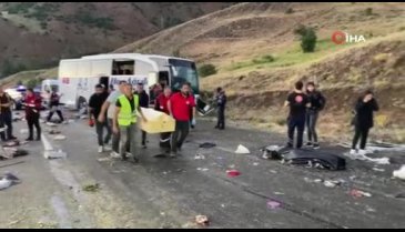 Yolcu otobüsü dağ yamacına çarptı! Ölü ve yaralılar var...