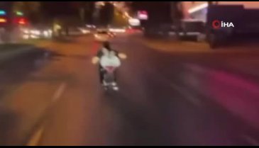 Bursa'da motosiklet sürücüsünün ölümle oyunu! Canını hiçe saydı...