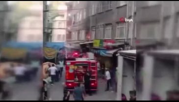 Bursa'da korku dolu anlar! Alevlerin arasından kurtardılar - 2