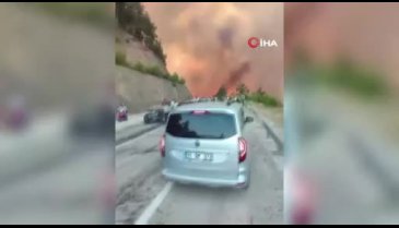 Bursa'da alevler karayolunu sardı! Belediye başkanı...