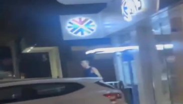 Gece saatlerinde hareketli dakikalar! Önce ATM'ye sonra araca...