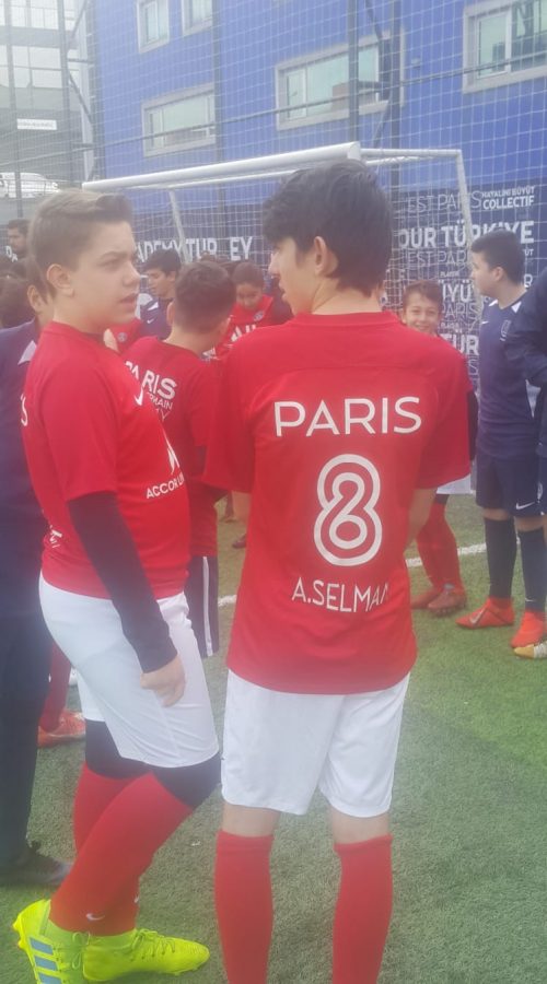 Paris Saint Germain Bursa Da Alt Yapi Tesisi Aciyor