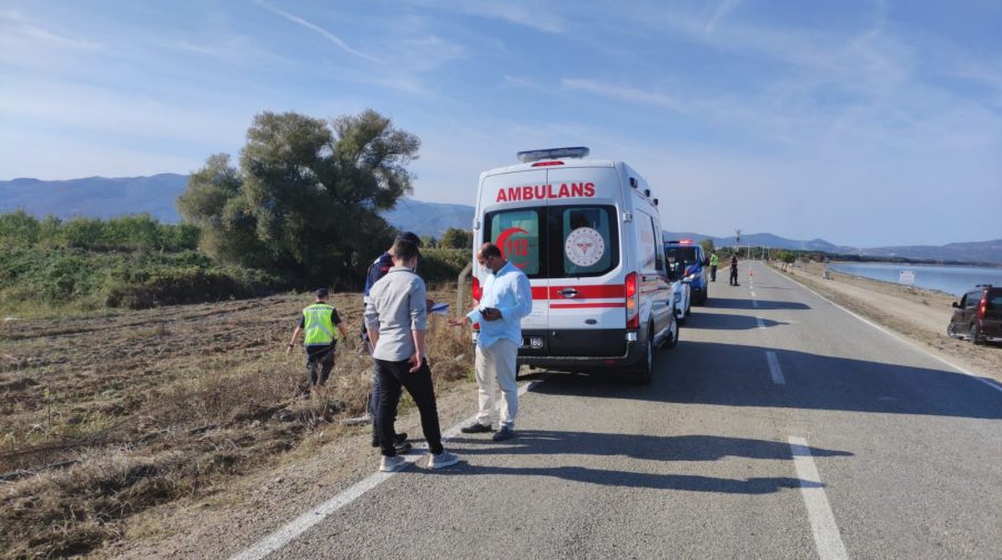 Bursa�da tarlaya giren otomobil sürücüsü yaralandı Bursa Haberleri