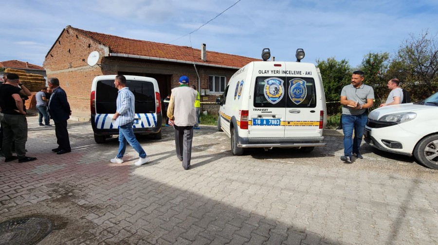 Bursa'da korkunç olay! Eşini ve iki çocuğunu öldürüp canına kıydı
