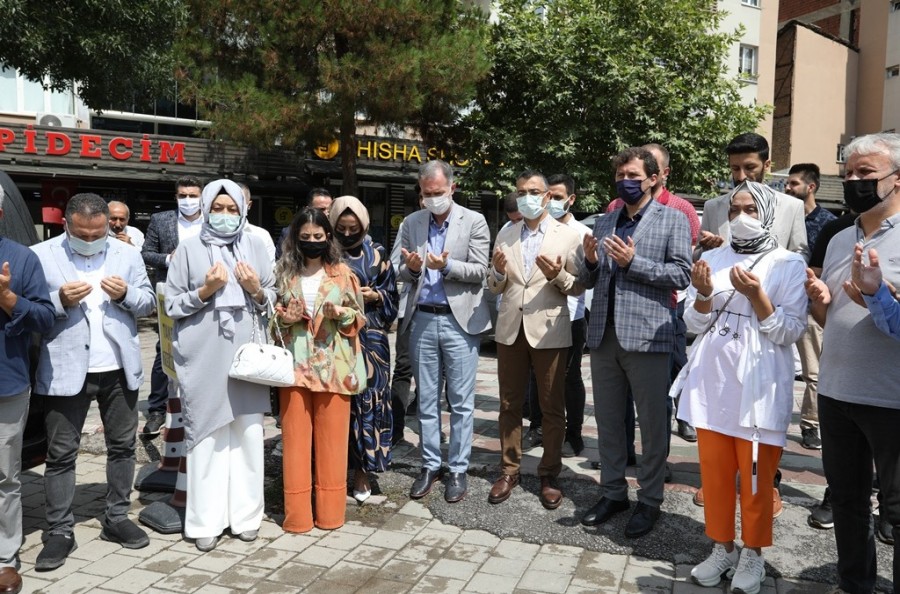 Herkes Kendine Yakışanı Yapar Ne Demek