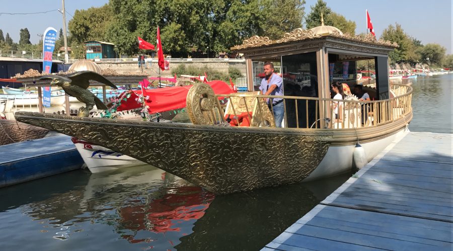 Uluabat Gölü saltanat kayığı ile ilgili görsel sonucu