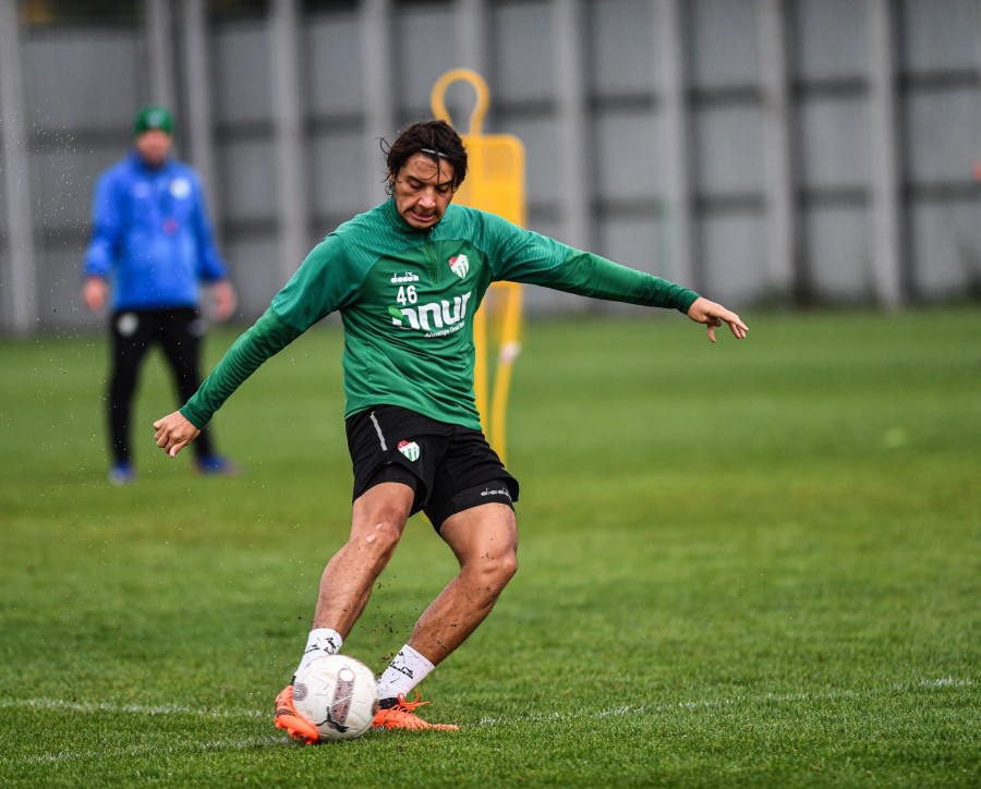 Bursaspor'da Kırklarelispor maçının taktik çalışması yapıldı