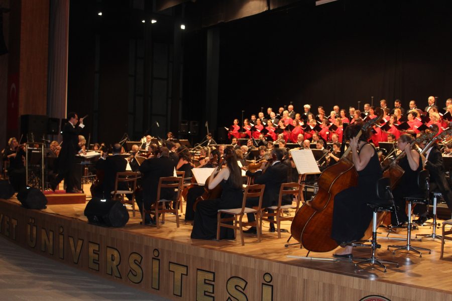 Cumhurbaskanligi Senfoni Orkestrasi Sivas Ta Konser Verdi Bursada Bugun Bursa Bursa Haber Bursa Haberi Bursa Haberleri Bursa