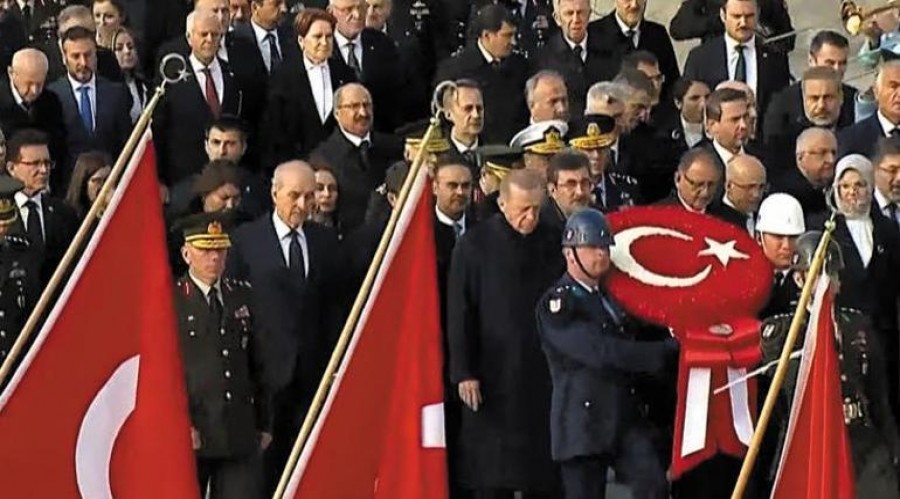Anıtkabir'de 10 Kasım töreni düzenlendi