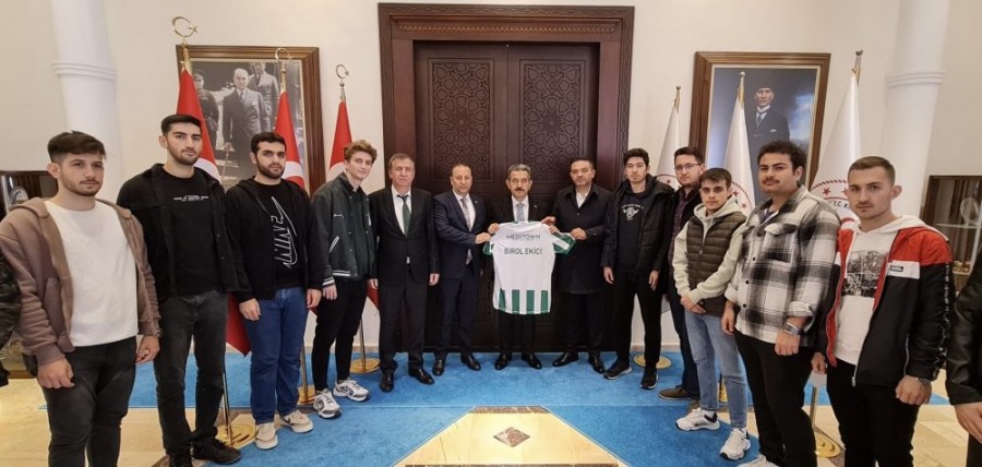 Bursaspor'dan Kırklareli Valisi'ne ziyaret