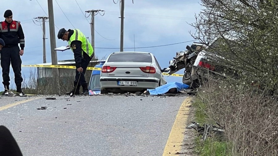 Sakarya'da 3 Aracın Karıştığı Zincirleme Kazada 1 Kişi öldü, 3 Kişi ...