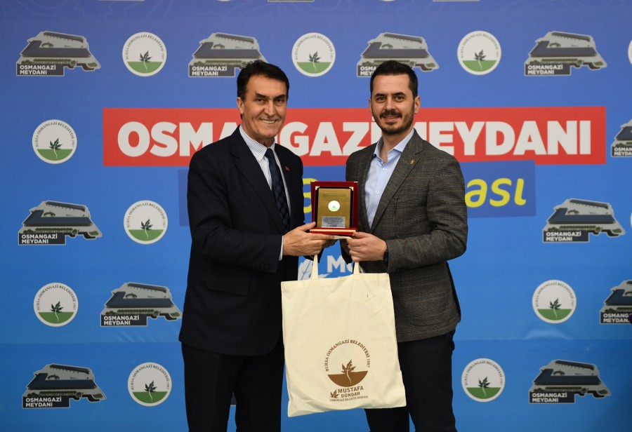 Başkan Dündar, meclis üyeleriyle iftarda buluştu
