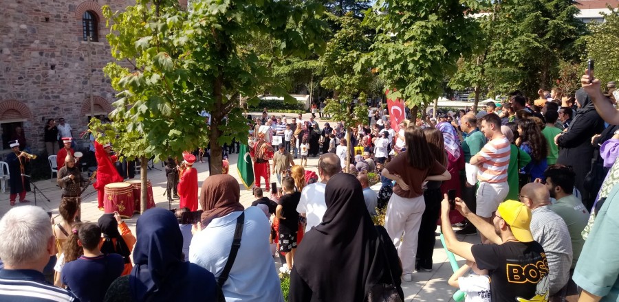 Bursa Hanlar Bölgesi'nde kültür sanat coşkusu