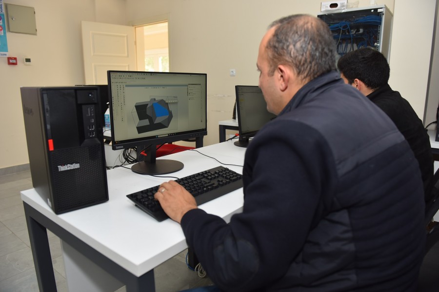 Yıldırım'da önce eğitim sonra iş