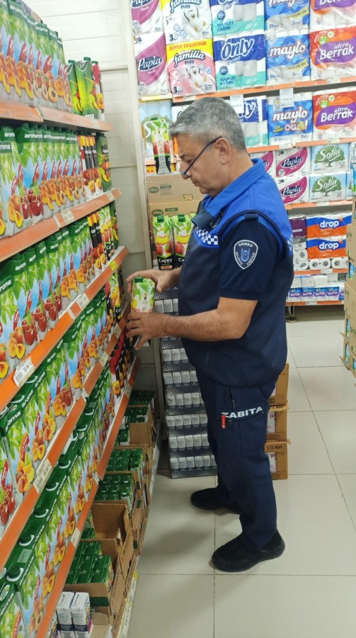 Bursa'da Gürsu zabıtası 280 ürüne el koydu