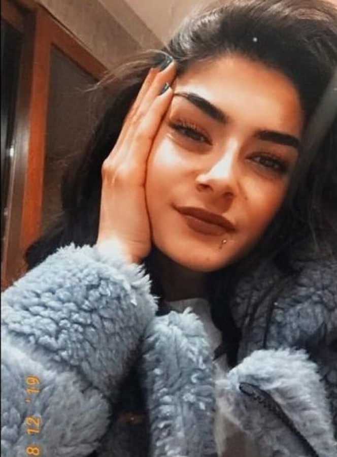 Bitkisel hayata giren genç kız kök hücre nakli ile hayata tutundu Güncel Haberler