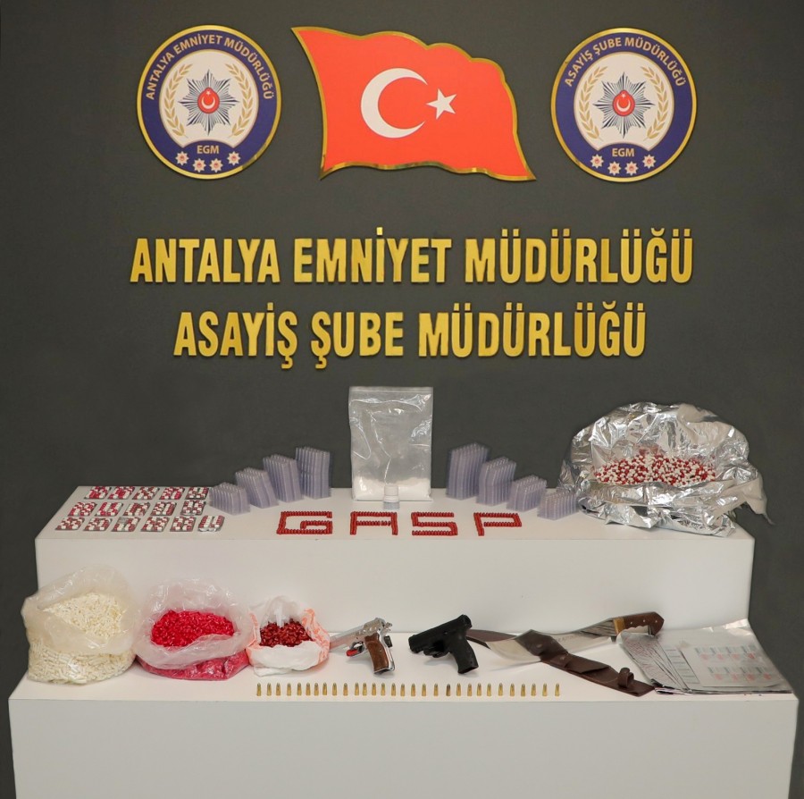 Antalya'da aranan 218 şüpheli tutuklandı