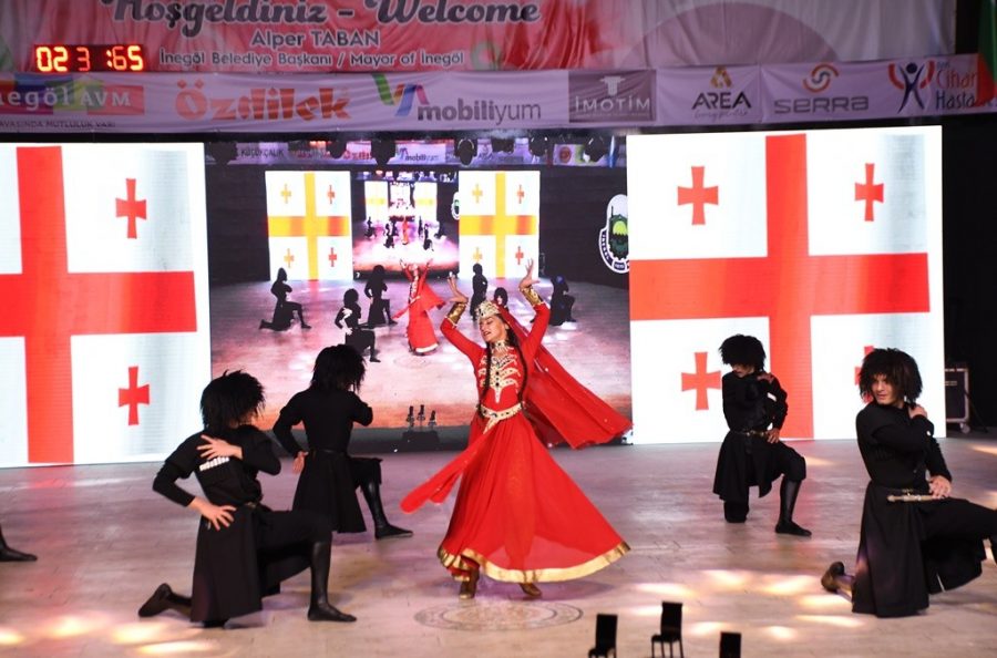 Bursa İengöl�de "Altın mobilya" Bulgaristan�ın Bursa Bursa İengöl�de "Altın mobilya" Bulgaristan�ın Bursa