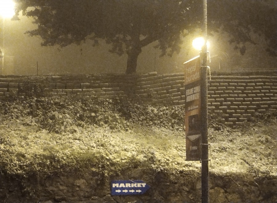 İstanbul'da mevsimin ilk kar yağışı etkili olmaya başladı