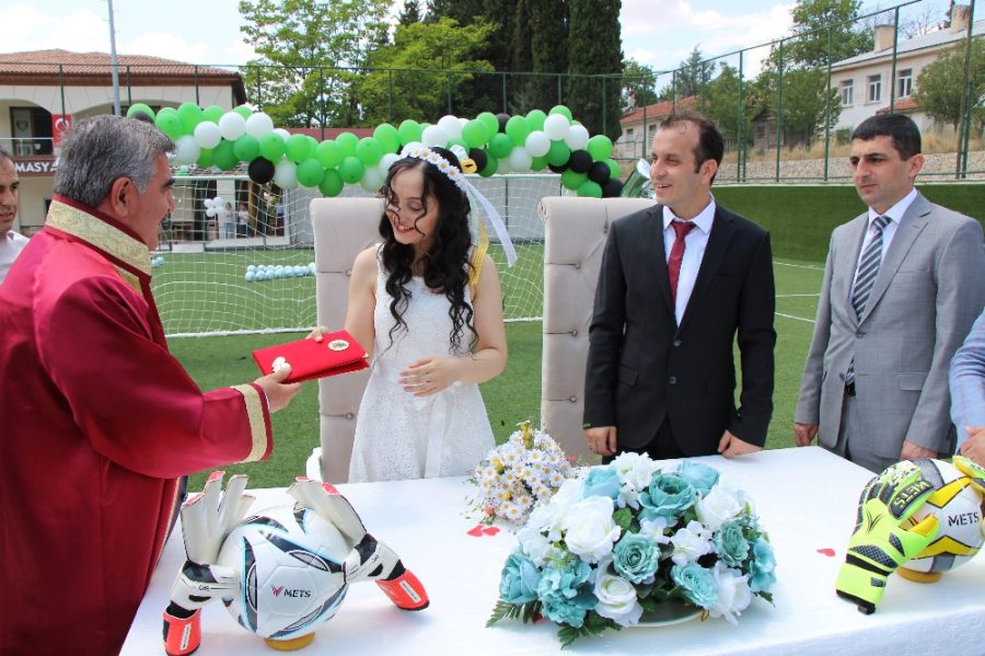 Azime Karaca Azime5561 Twitter
