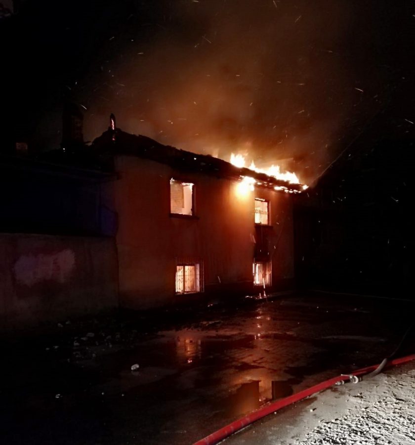 2 katlı ev küle döndü! Güncel Haberler