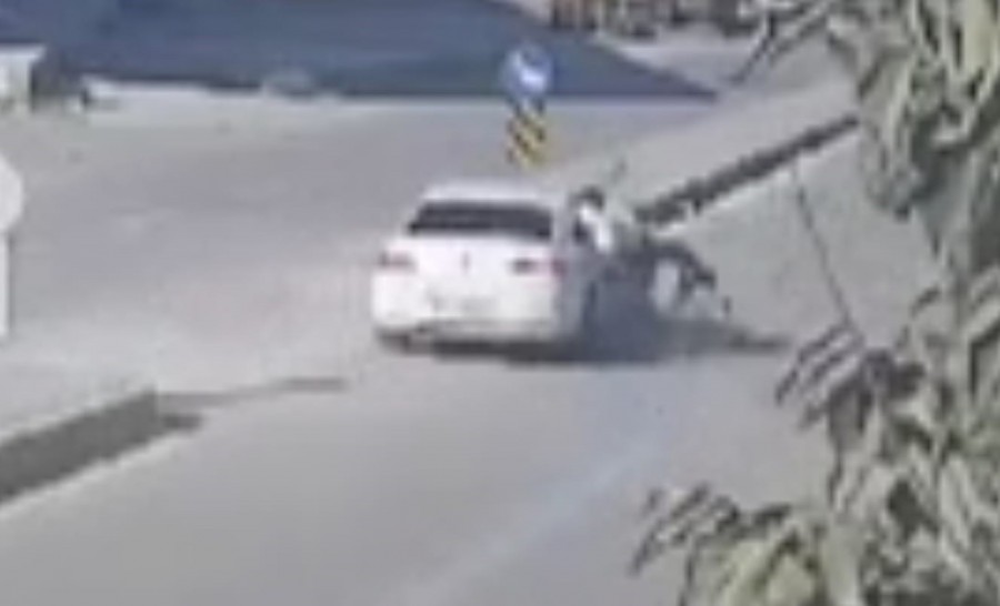 Bursa'da feci kaza! Otomobil bisiklete çarptı: 1 yaralı