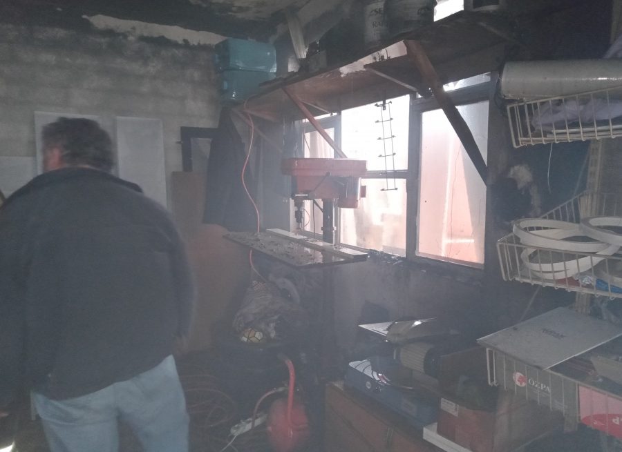 Bursa�da mobilya atölyesi yandı! Bursa Haberleri Bölge