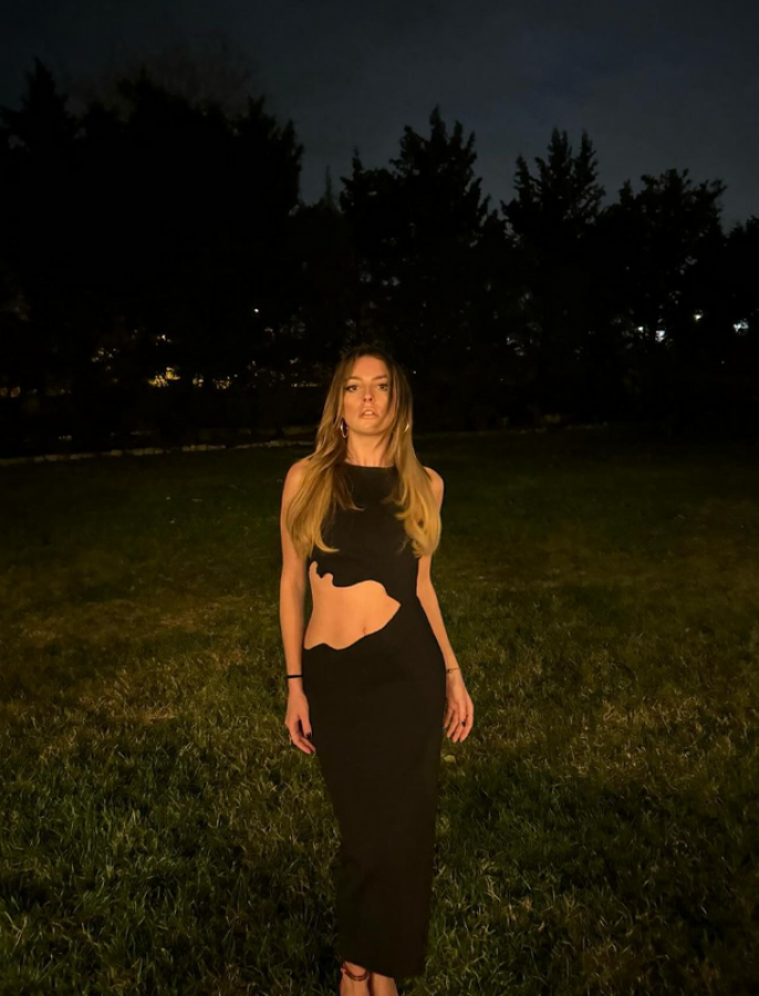 Melis Sezen son pozları ile yine gündemde!