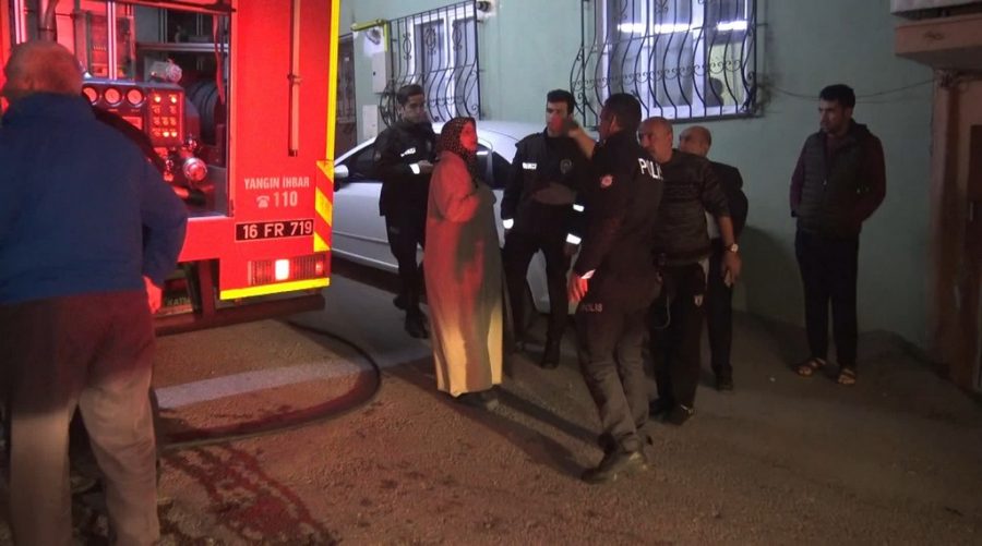 Bursa�da yangında kiracı yaralandı, ev sahibesi ağladı Bursa