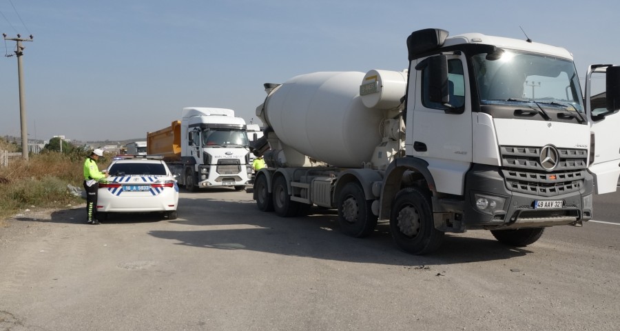 Bursa'da dron destekli trafik uygulaması! 26 sürücüye para cezası