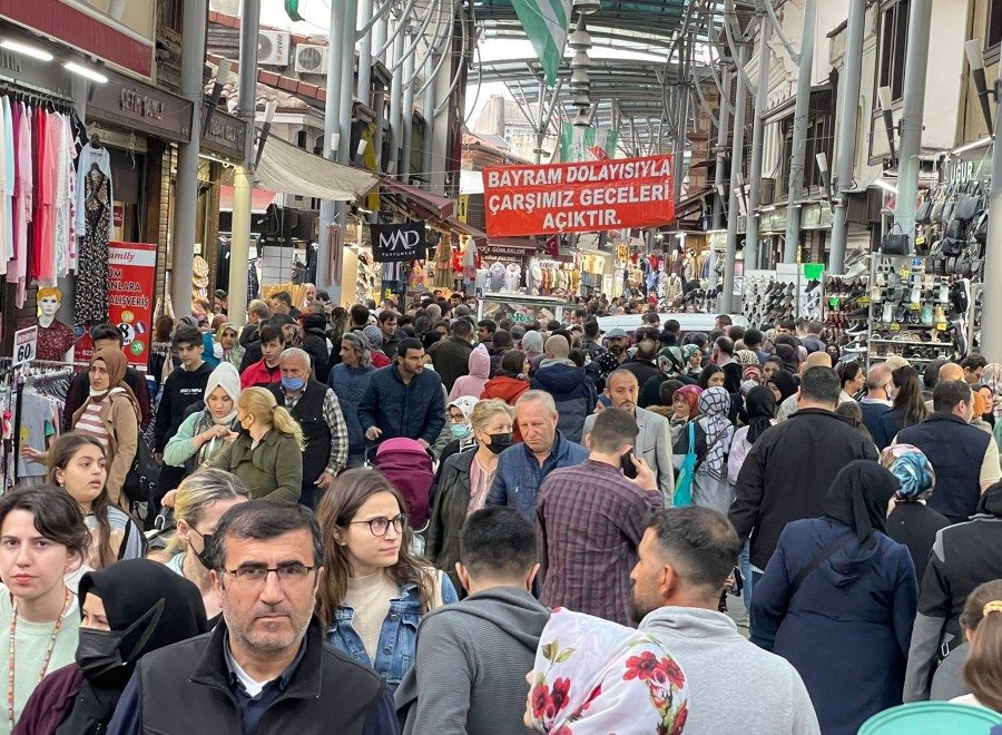 Bursa'da çarşı Pazarda Bayram Bereketi - Bursa Haberleri - Bölge ...