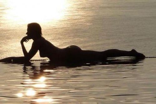 Sanal alemde ünlülerden çarpıcı fotoğraflar