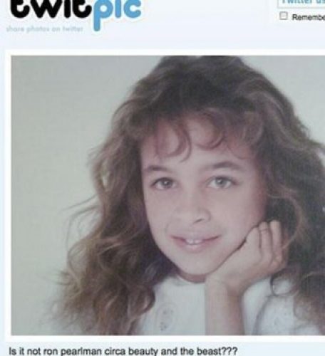Sanal alemde ünlülerden çarpıcı fotoğraflar