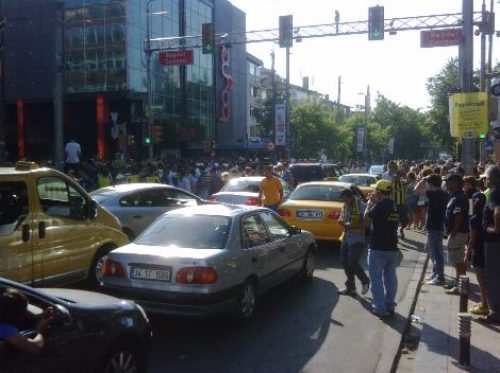 Destek yürüyüşünden kareler