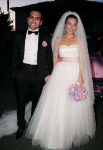 Burcu ve Buğra evlendi
