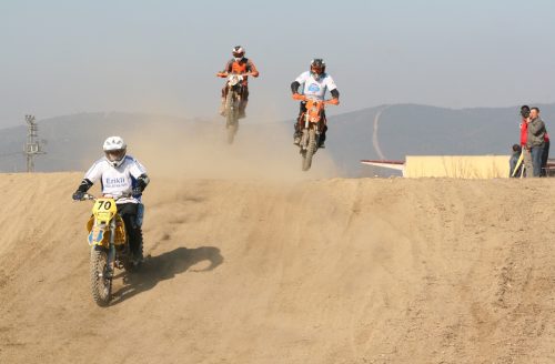  Motocross yarışması 