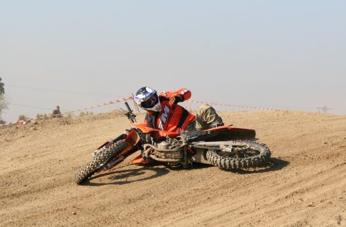  Motocross yarışması 