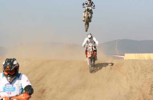  Motocross yarışması 