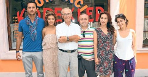Ay Büyürken Uyuyamam