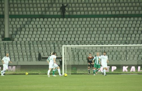 Şöhretler İmparator için oynadı