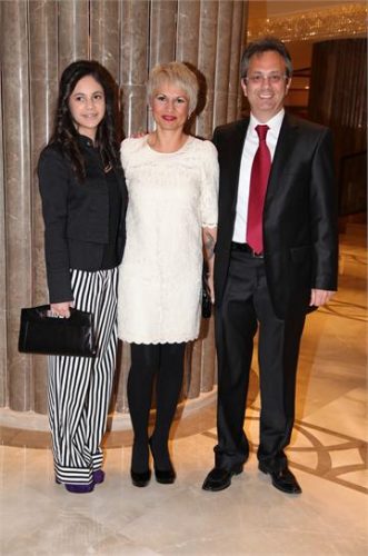 Hilton'da gözleri kamaştıran düğün