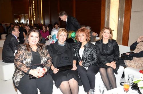 Hilton'da gözleri kamaştıran düğün