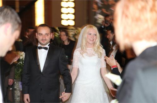 Hilton'da gözleri kamaştıran düğün