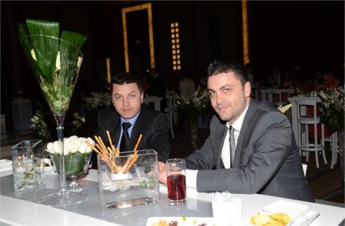 Hilton'da gözleri kamaştıran düğün