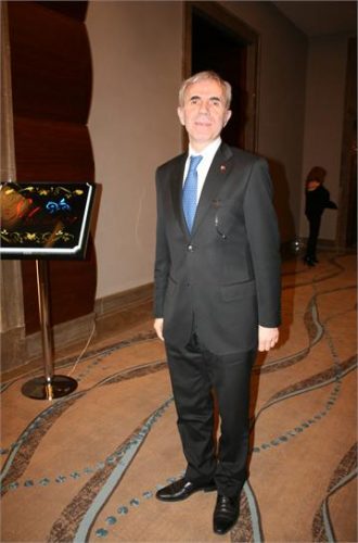 Hilton'da gözleri kamaştıran düğün