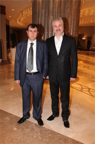 Hilton'da gözleri kamaştıran düğün