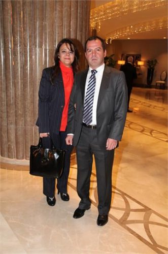 Hilton'da gözleri kamaştıran düğün