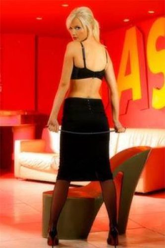 Canlı yayında striptiz
